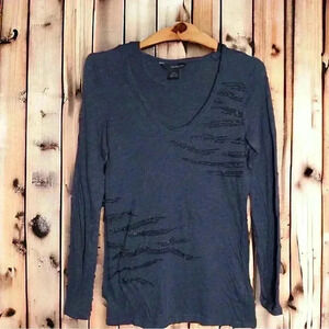 Calvin Klein Women's size small long-sleeved blue scoop neck shirt.